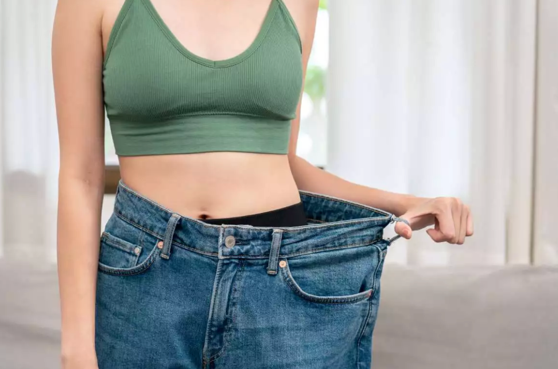 L’huile d’onagre peut-elle favoriser la perte de poids ?