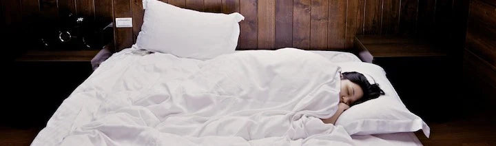 Bien dormir naturellement avec les huiles essentielles