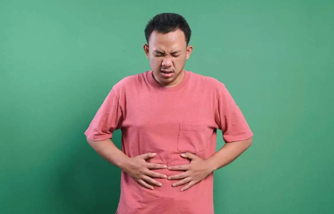 Comment la bromélaïne peut-elle soulager la constipation ?