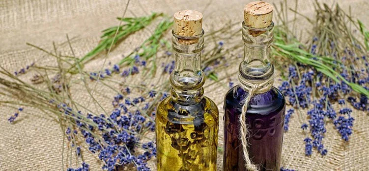 Bain d’huile pour cheveux : recettes et mode d'emploi
