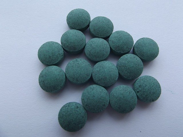 Spiruline et Chlorella : Quel complément choisir ?